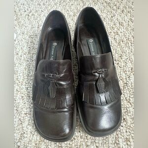 Etienne Aigner Brown Leather Arron Loafers Slip-Ons size 7M
